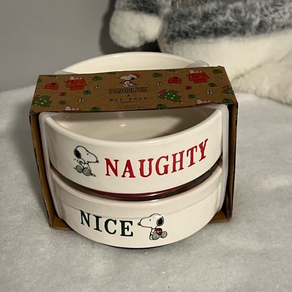 Rae Dunn x peanuts snoopy holiday stackable bowls set - Picture 4 of 6